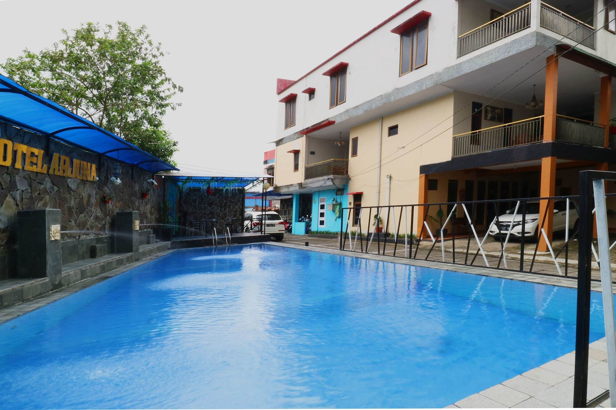 Hotel Arjuna Cisarua Exterior foto